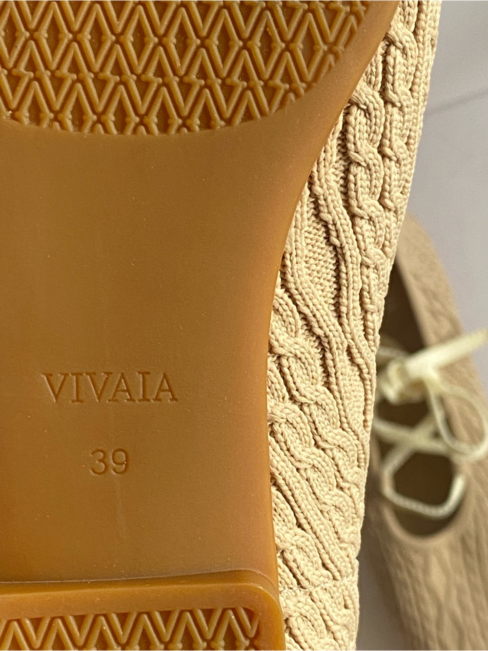 NWOB VIVAIA Cable Knit Lace-Up Ballet Flat Beige EU 39 US 8.5 Square Toe Comfort - Picture 8 of 13
